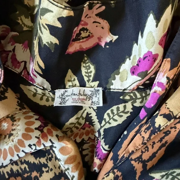 Free People Dreamy Days printed pyjama set in black multi - Picture 6 of 6